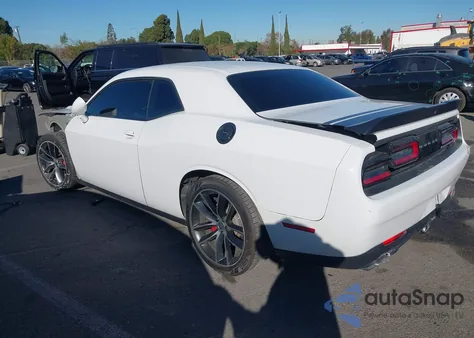 2017 Dodge Challenger Sxt z USA, uszkodzony, nr VIN 2C3CDZAG6HH659679